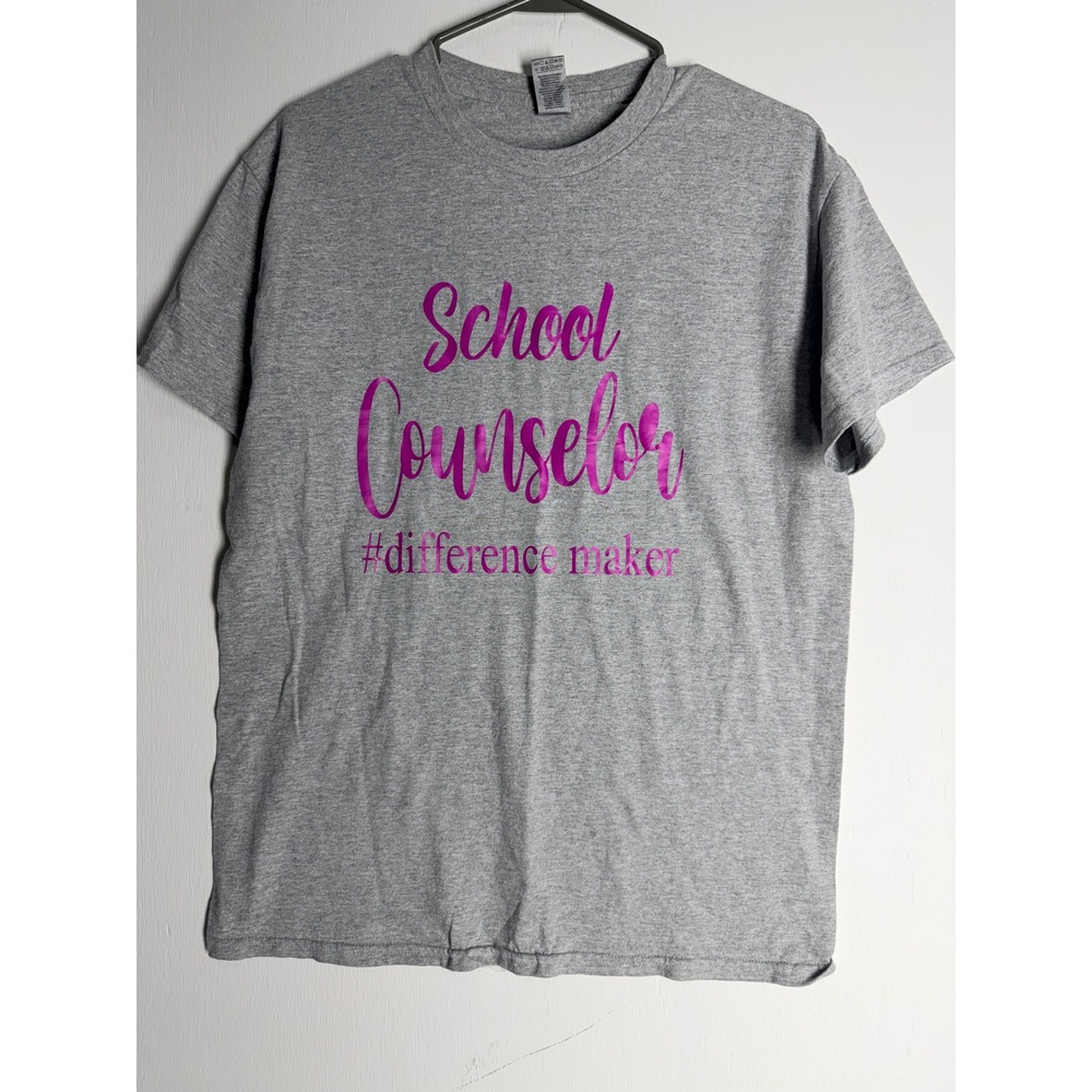 School Counselor Difference Maker Graphic T-Shirt Gray Pink Medium